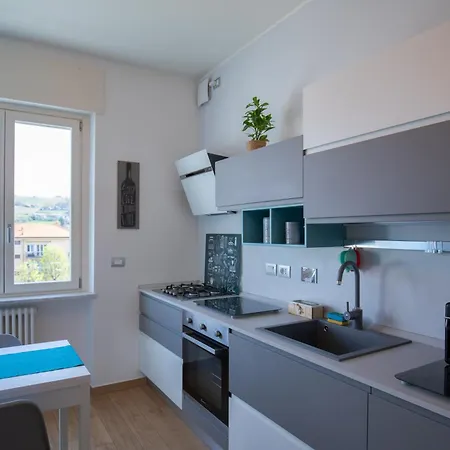 Appartamento Con Garage Alba Centro *