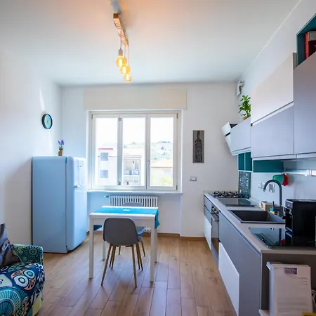 Vinhome Bilocale Con Garage Privato Centro * Alba (Piedmont)