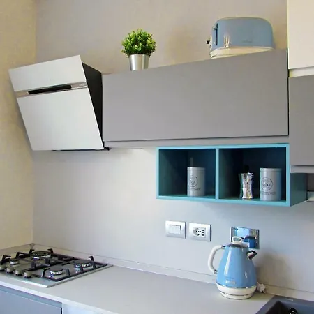 Apartment Vinhome Bilocale Con Garage Privato Centro