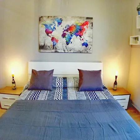 Vinhome Bilocale Con Garage Privato Centro Alba (Piedmont)